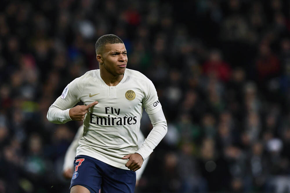 桑巴精灵赴黔约 小罗1月30日抵筑开启贵州行